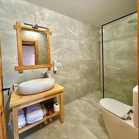 Vitoria - Mrizi I Zanave Guest house Fishte